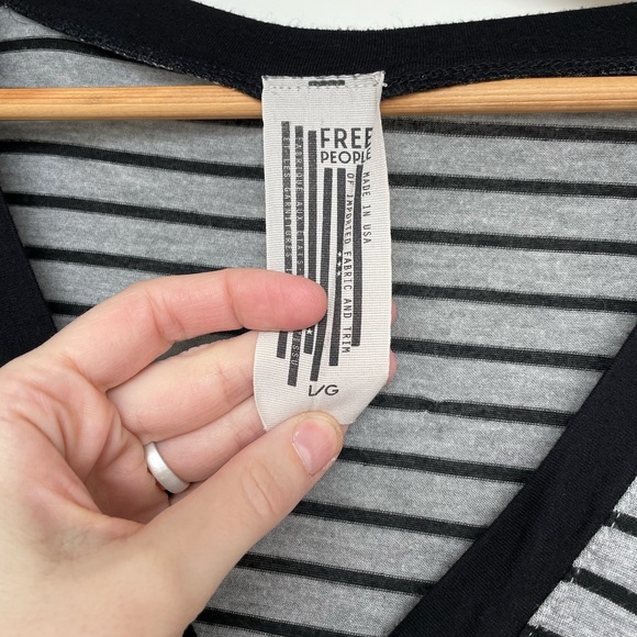 Free People T-shirt Bodysuit - Picture 3 of 5